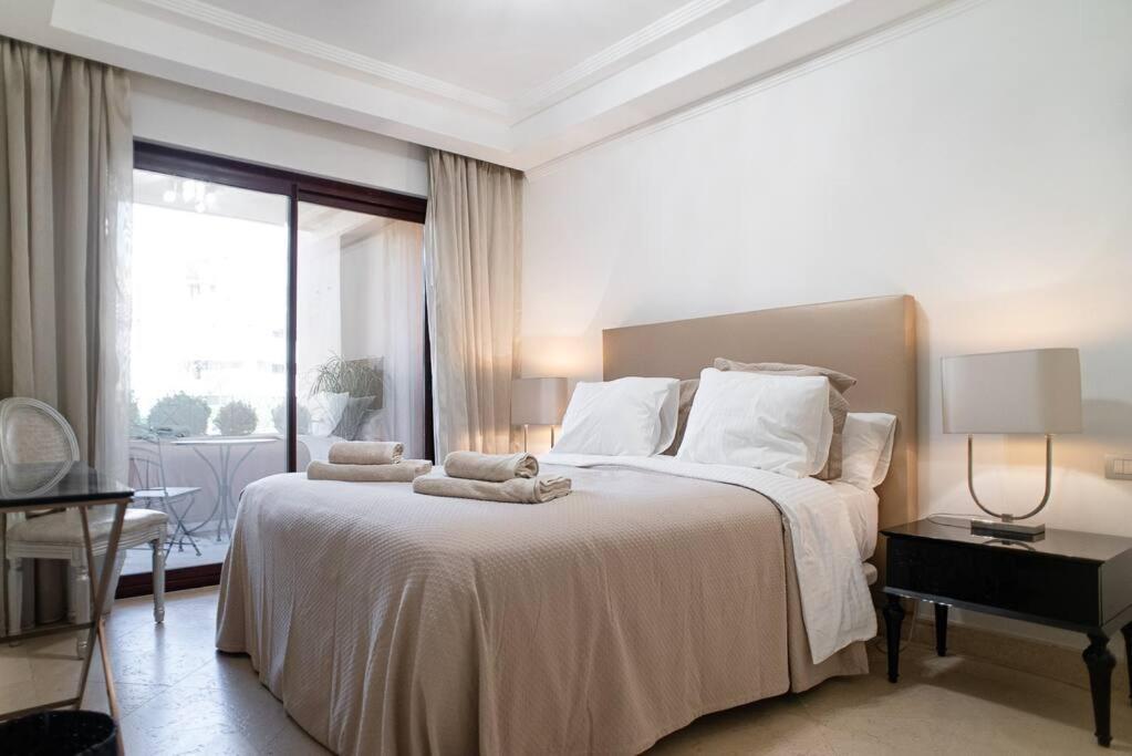 First Line Beach Complex Apartment