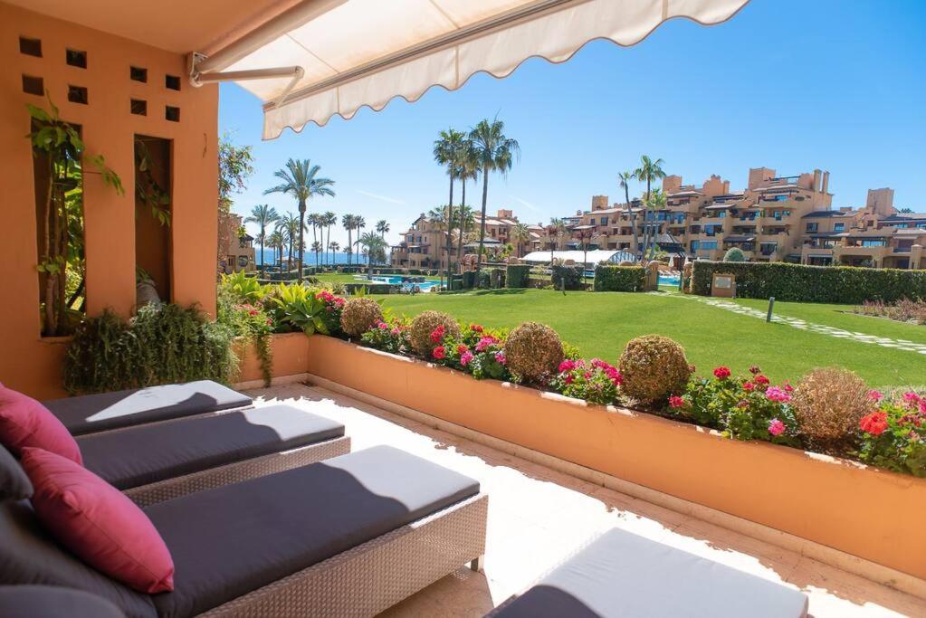 First Line Beach Complex Apartment Estepona